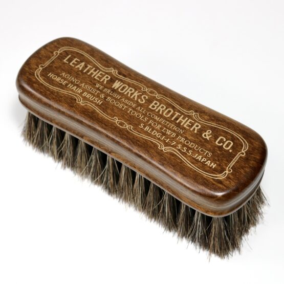 【HORSE HAIR BRUSH】